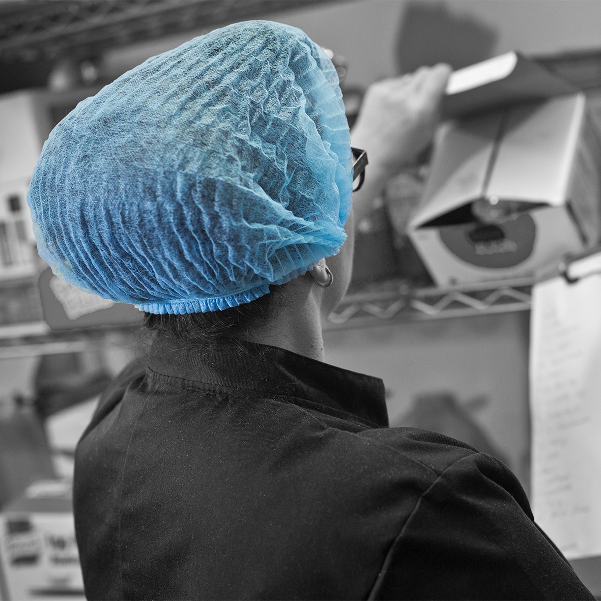 DM01BCM_DM01BCM_Blue_Mob_Cap_Action_Food_Landscape_1-2-1496
