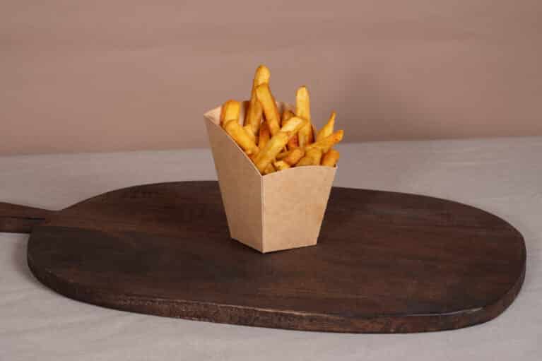 WC2C001-Notpla Snack Cup 3&#215;3 (w food)