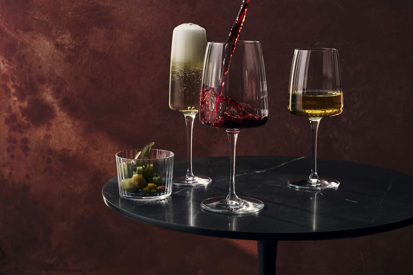 Exclusiva Red Wine 18.75oz (53.5cl) - Image 2